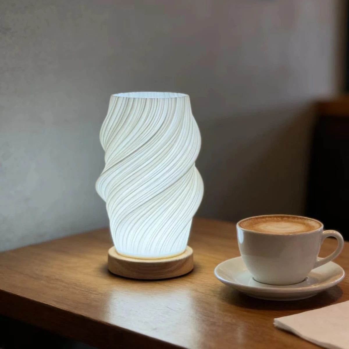 Lampe de chevet beige