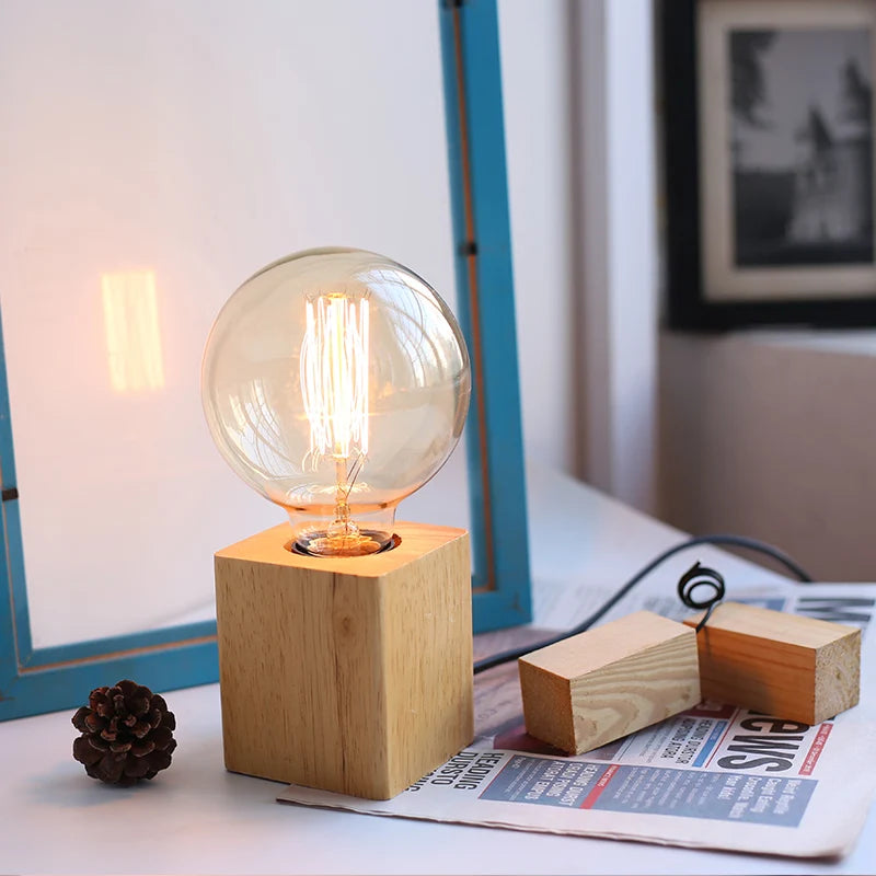 Lampe de table rétro en bois