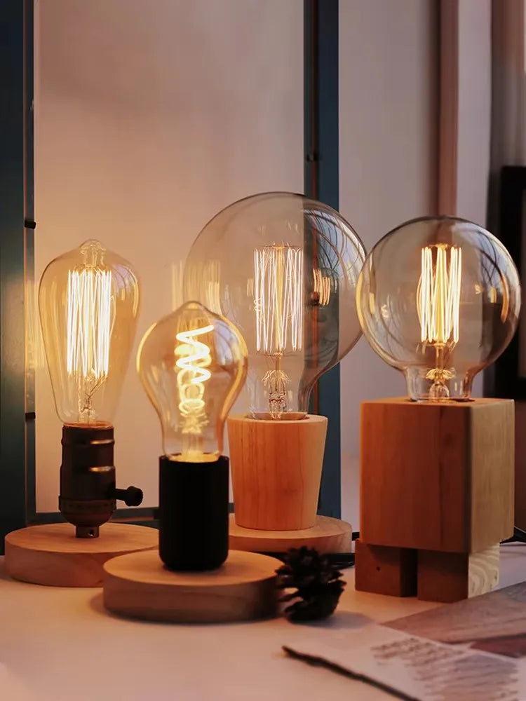 Lampe de chevet en bois